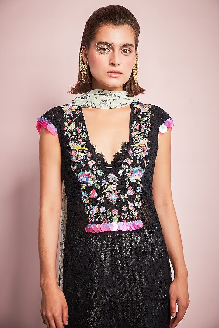 Black Lace Sequins Embroidered Kurta Set by Surabhi Gandhi at Pernia's Pop Up Shop
