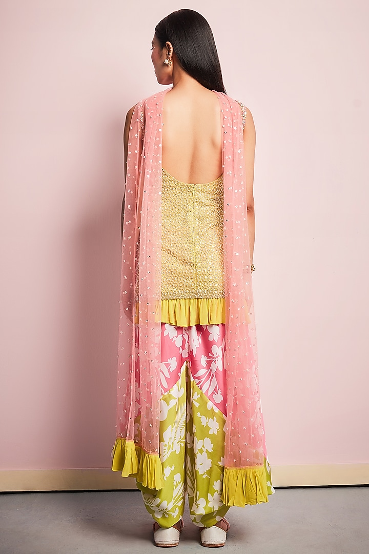 Green Net & Georgette Sequins Embroidered Kurta Set by Surabhi Gandhi at Pernia's Pop Up Shop