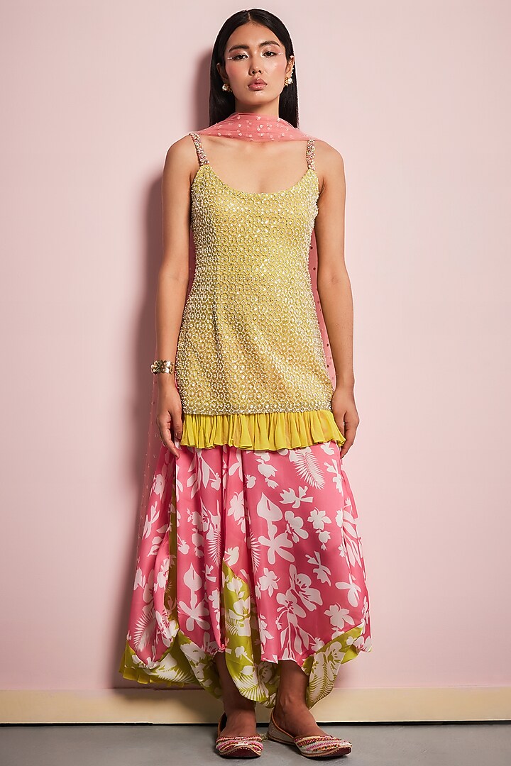 Green Net & Georgette Sequins Embroidered Kurta Set by Surabhi Gandhi at Pernia's Pop Up Shop