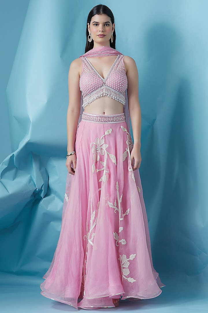 Pink Embroidered Wedding Lehenga Set by Surabhi Gandhi at Pernia's Pop Up Shop