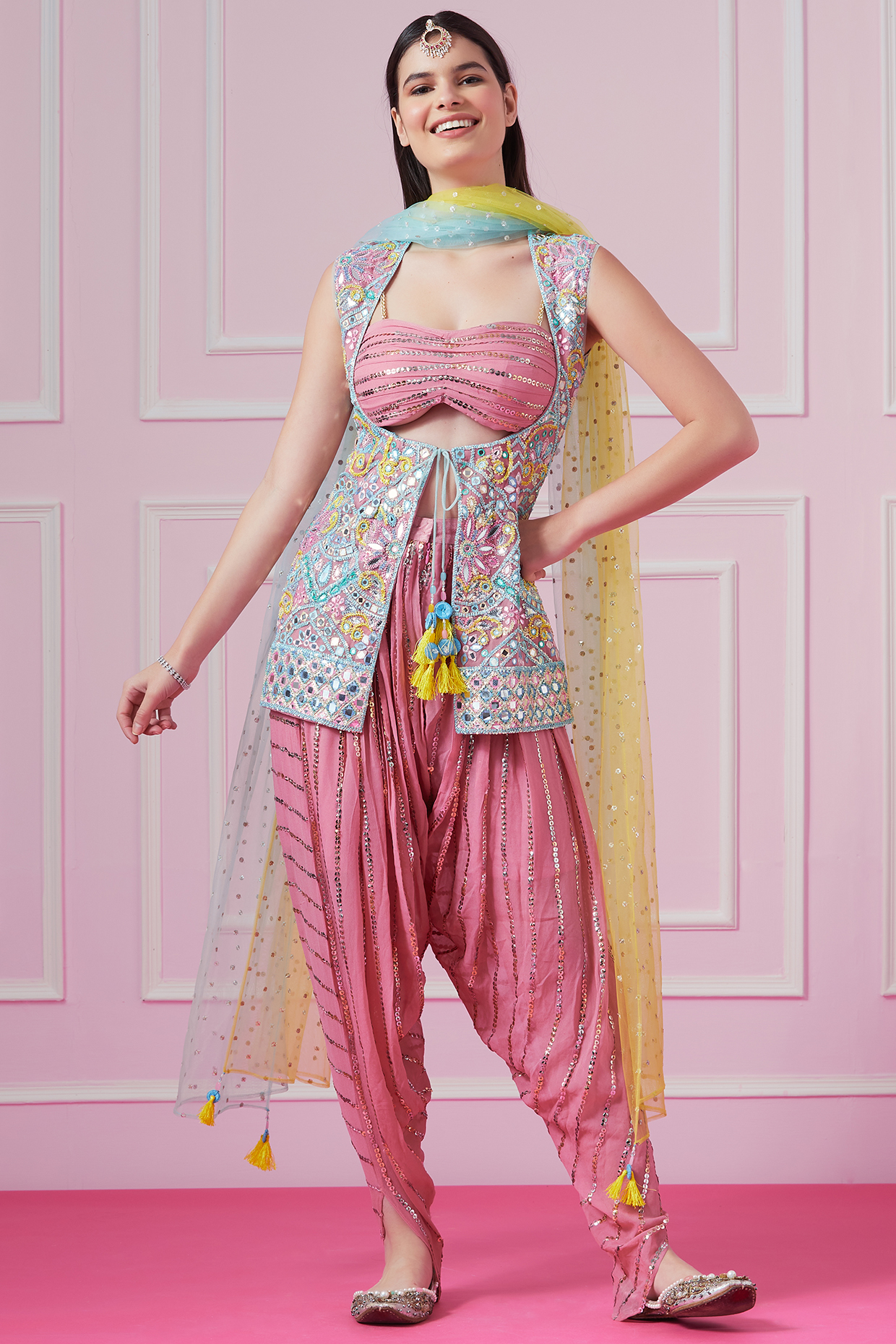 Blue Embroidered Kurta Set by Surabhi Gandhi