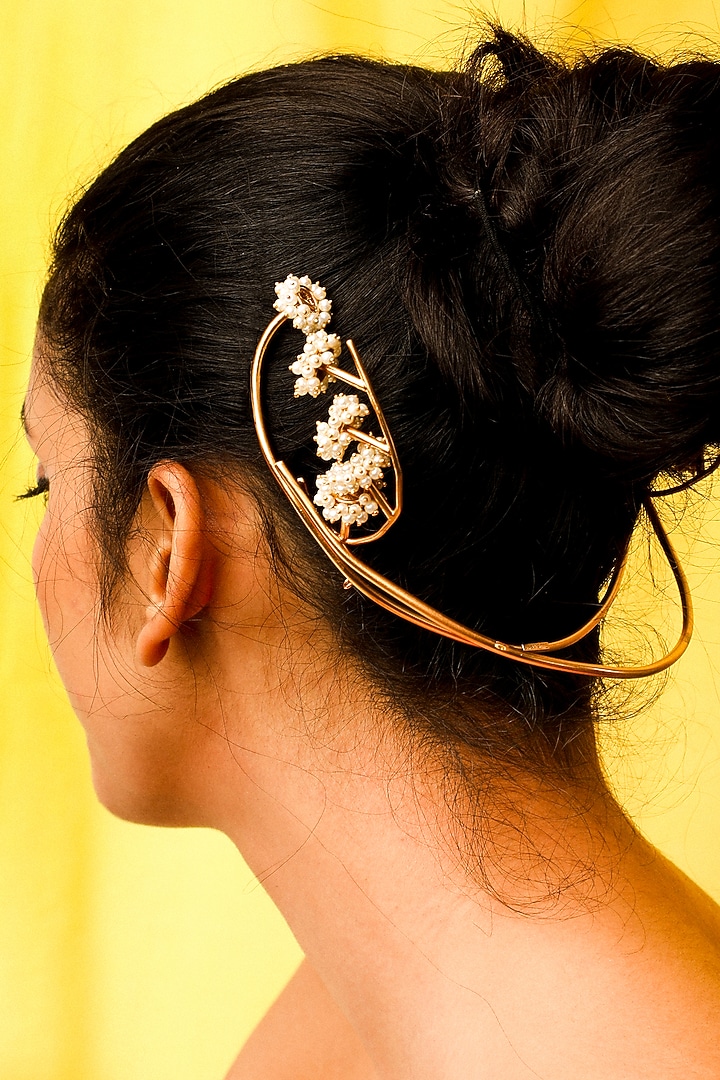 Gold Pearl Hairband by Suhani Pittie at Pernia's Pop Up Shop