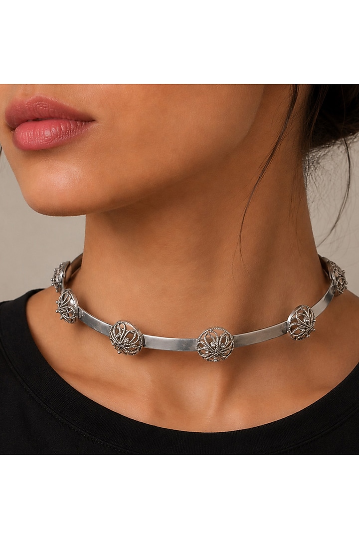 Silver Finish Handcrafted Choker Necklace by Suhani Pittie at Pernia's Pop Up Shop
