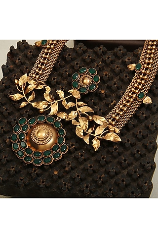 Gold Finish Green Crystal Long Mesh Necklace by Suhani Pittie
