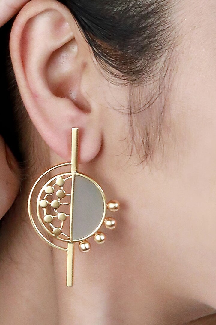 Gold Plated Cyan Blue Acrylic Work Circular Dotted Stud Earrings by Suhani Pittie at Pernia's Pop Up Shop