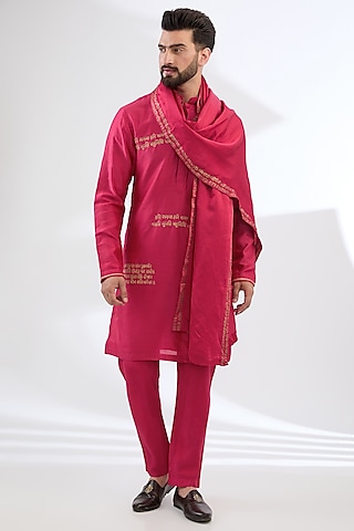Fuchsia Chanderi Bead Embroidered Kurta Set by Sulakshna Jasra