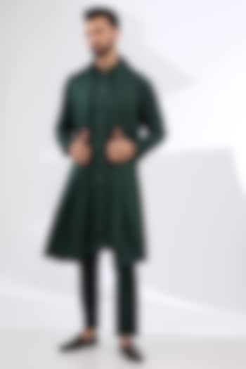 Bottle Green Linen Satin French Knot Embroidered Kurta Set by Sulakshna Jasra at Pernia's Pop Up Shop
