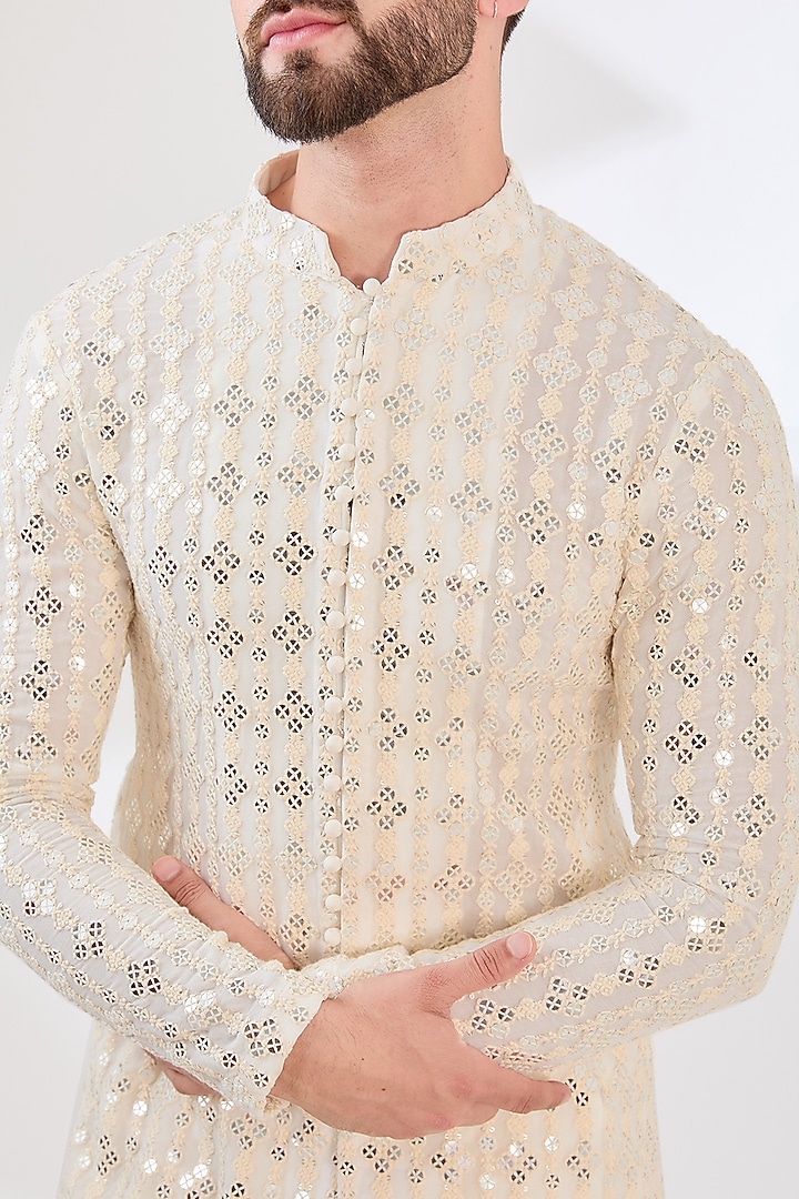 White Georgette Thread Hand Embroidered Kurta Set by Sulakshna Jasra at Pernia's Pop Up Shop