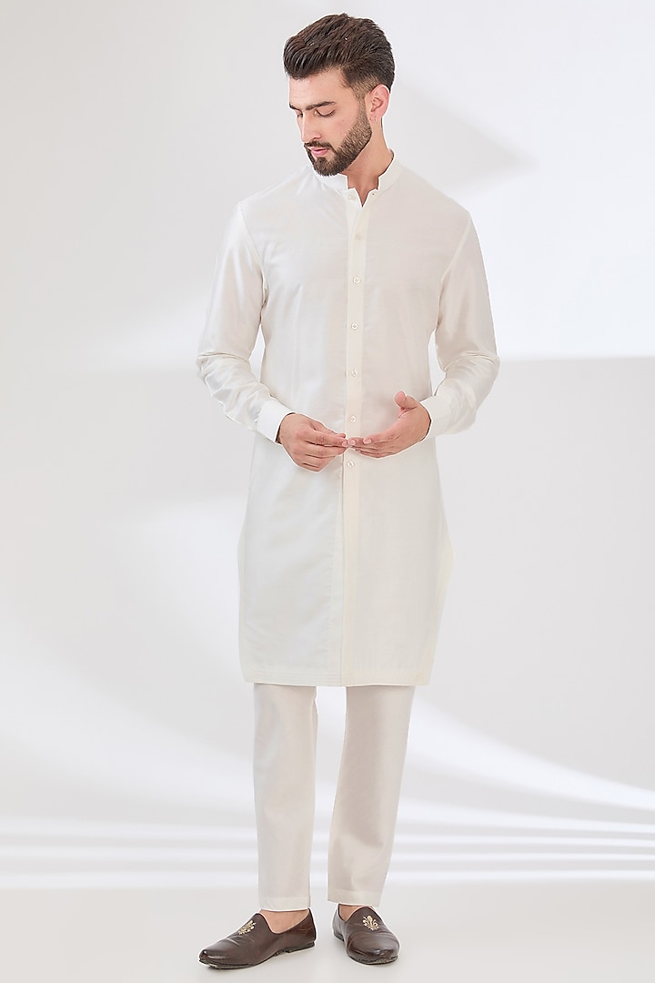 White Linen Silk Thread Hand Embroidered Bundi Jacket Set by Sulakshna Jasra at Pernia's Pop Up Shop