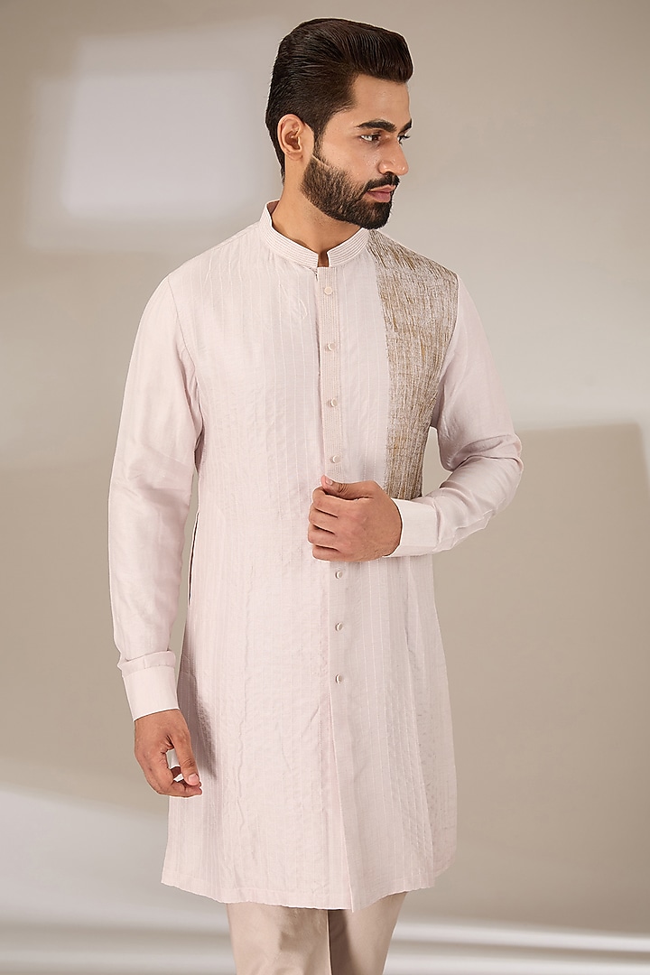 Pink Silk Blend Brush Painted Kurta Set by Sulakshna Jasra at Pernia's Pop Up Shop
