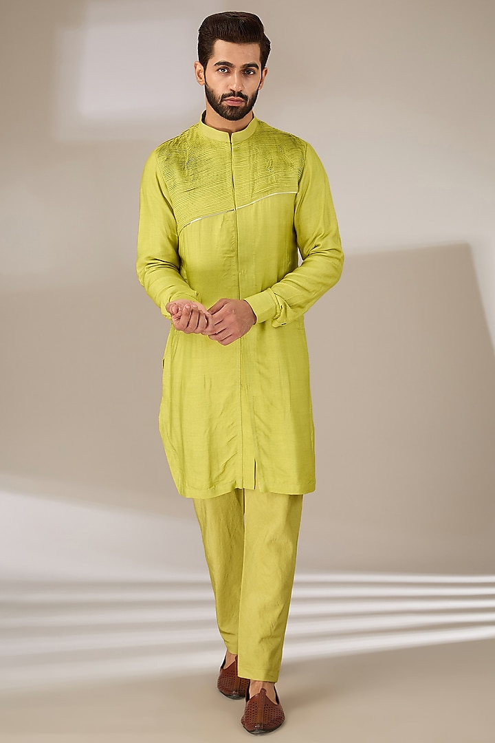 Green Cotton Tussar Pintucks Kurta Set by Sulakshna Jasra