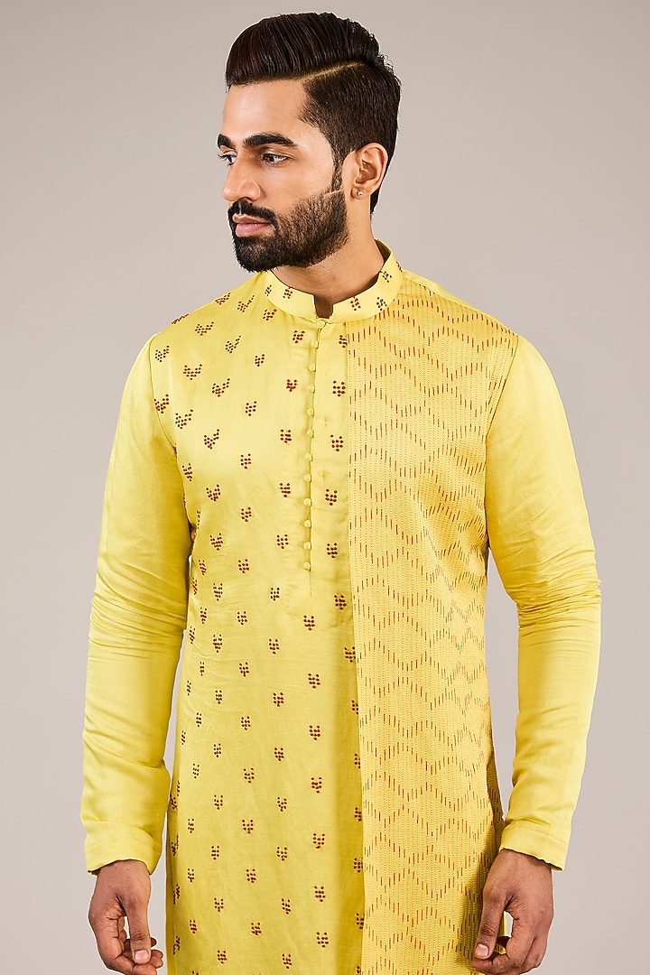 Yellow Satin Linen French Knots Hand Embroidered Kurta Set by Sulakshna Jasra at Pernia's Pop Up Shop