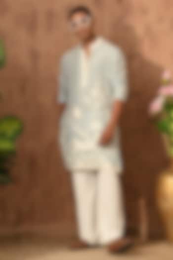 Blue Organza Thread Work Kurta Set by Sulakshna Jasra at Pernia's Pop Up Shop