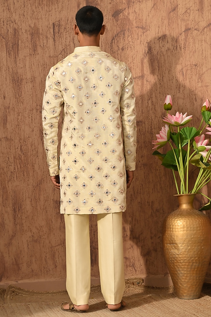 Beige Tissue Embroidered Kurta Set by Sulakshna Jasra at Pernia's Pop Up Shop