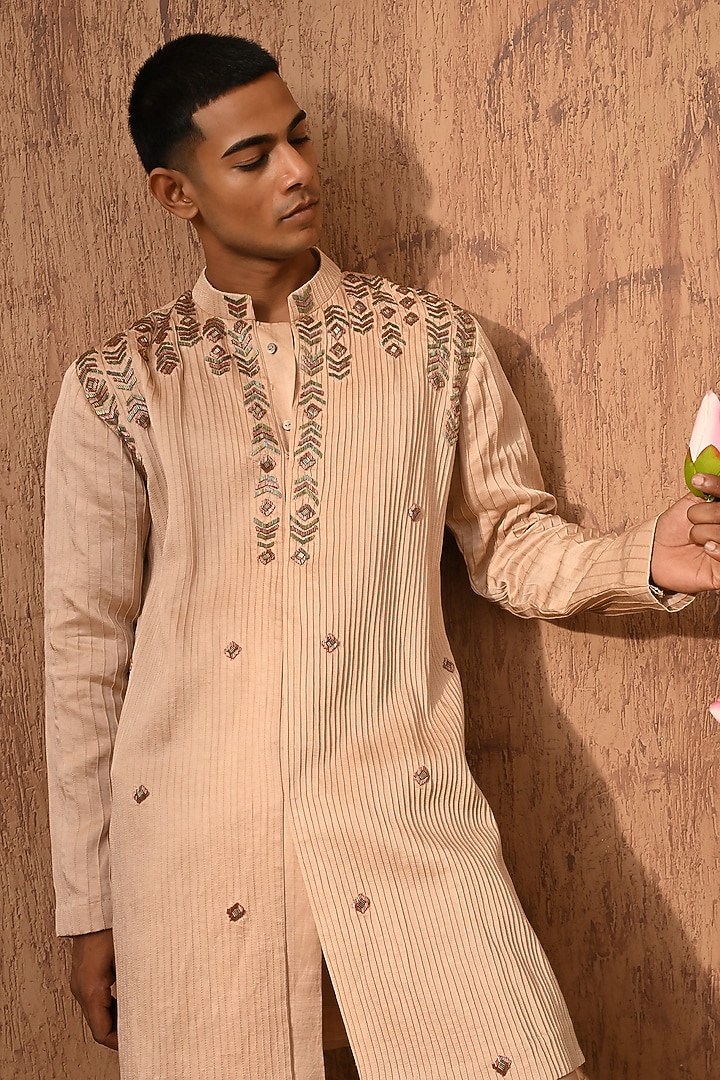 Rose Gold Linen Satin Embroidered Kurta Set by Sulakshna Jasra at Pernia's Pop Up Shop