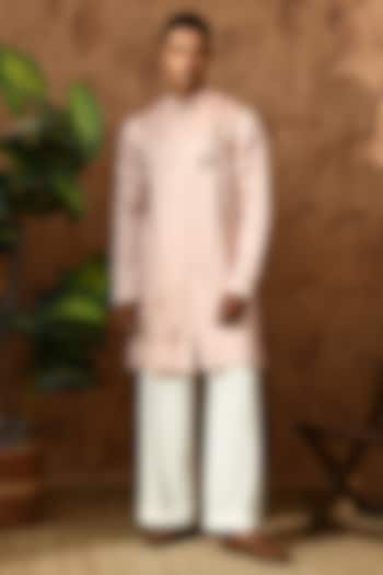 Pink Linen Satin Zardosi Embroidered Kurta Set by Sulakshna Jasra at Pernia's Pop Up Shop