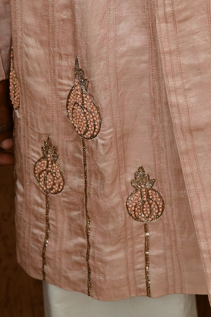 Pink Linen Satin Zardosi Embroidered Kurta Set by Sulakshna Jasra at Pernia's Pop Up Shop