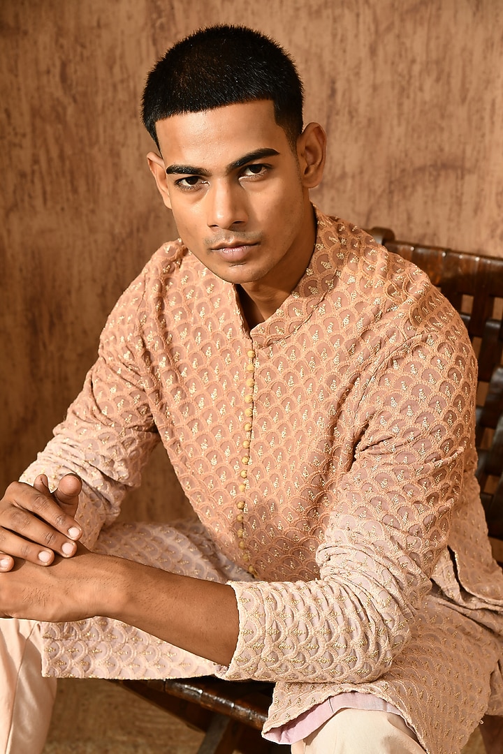 Rose Gold Georgette Threadwork Kurta Set by Sulakshna Jasra at Pernia's Pop Up Shop
