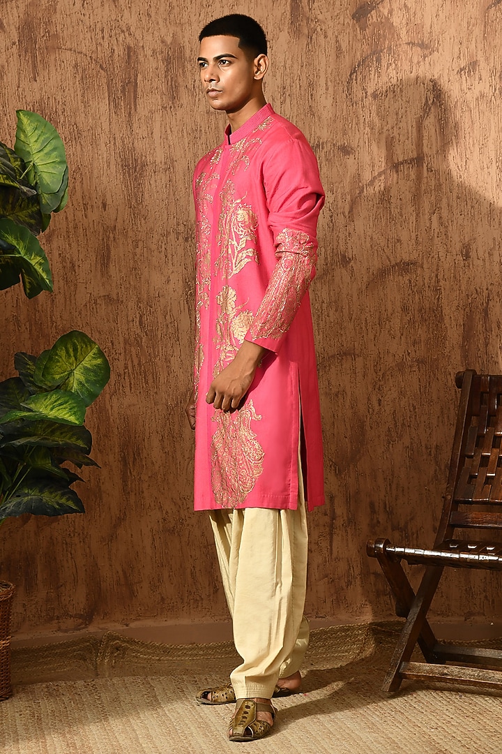 Pink Cotton Tussar Block Printed Kurta Set by Sulakshna Jasra at Pernia's Pop Up Shop