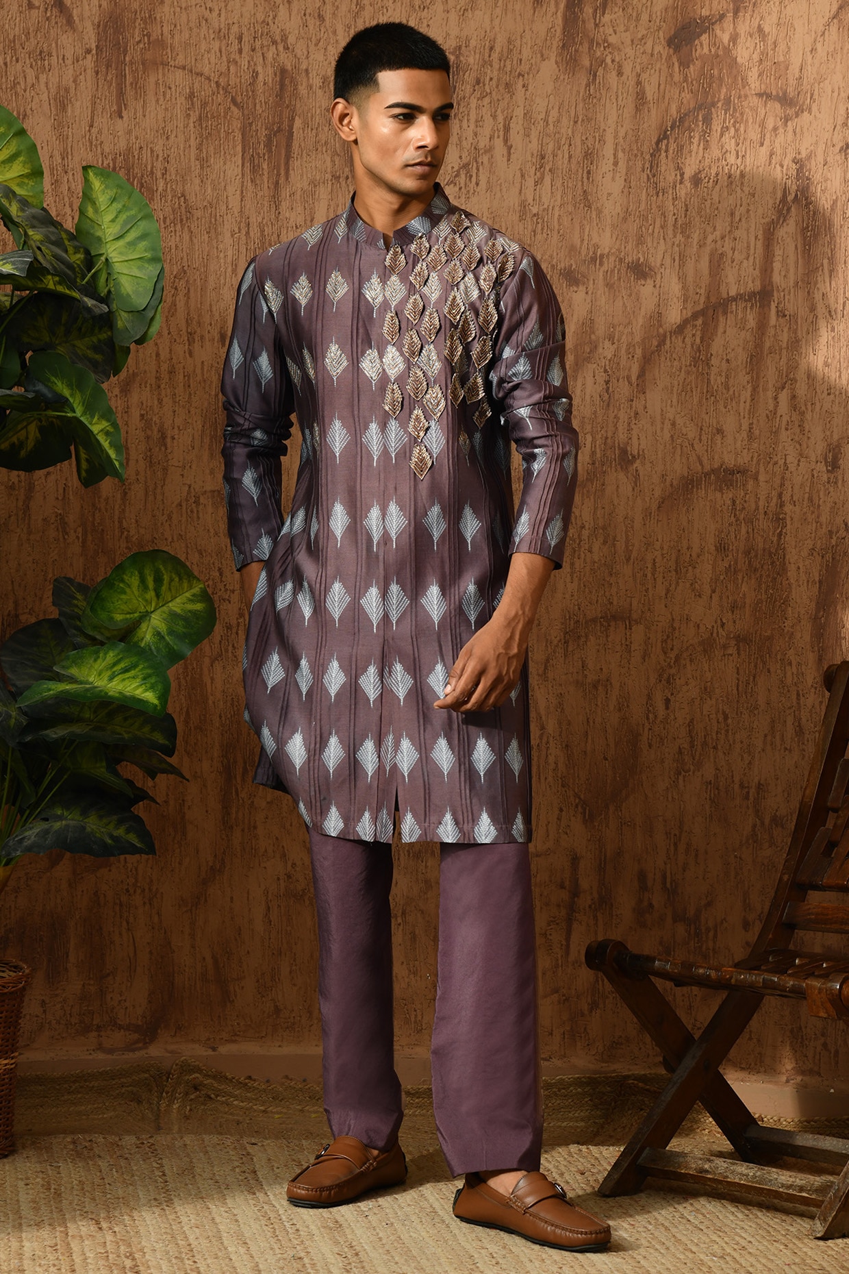 Sulakshna Jasra Wine Chanderi 3D Embroidered Kurta Set