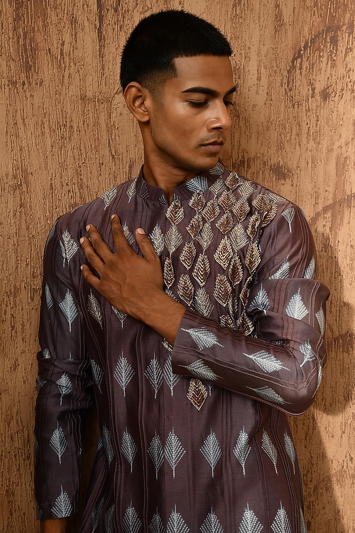 Wine Chanderi 3D Embroidered Kurta Set by Sulakshna Jasra at Pernia's Pop Up Shop