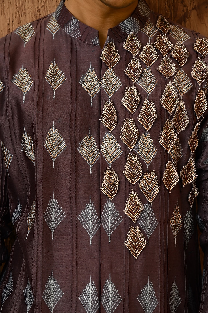 Wine Chanderi 3D Embroidered Kurta Set by Sulakshna Jasra at Pernia's Pop Up Shop
