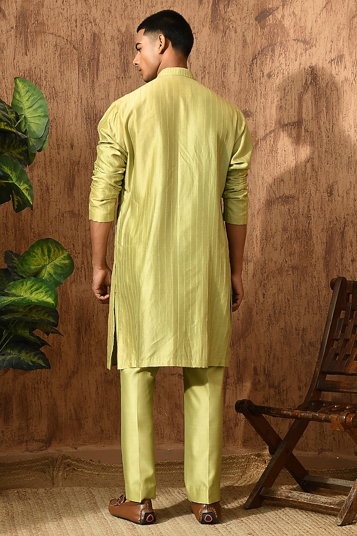 Green Chanderi Zardosi Work Kurta Set by Sulakshna Jasra at Pernia's Pop Up Shop