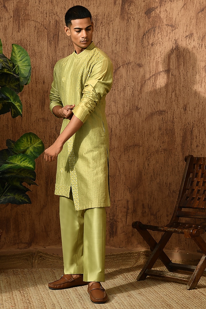 Green Chanderi Zardosi Work Kurta Set by Sulakshna Jasra at Pernia's Pop Up Shop