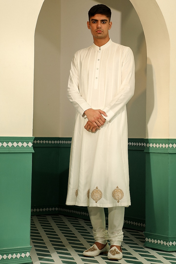Off-White Linen Satin Block Printed & Dori Embroidered Wedding Sherwani Set by Sulakshna Jasra at Pernia's Pop Up Shop