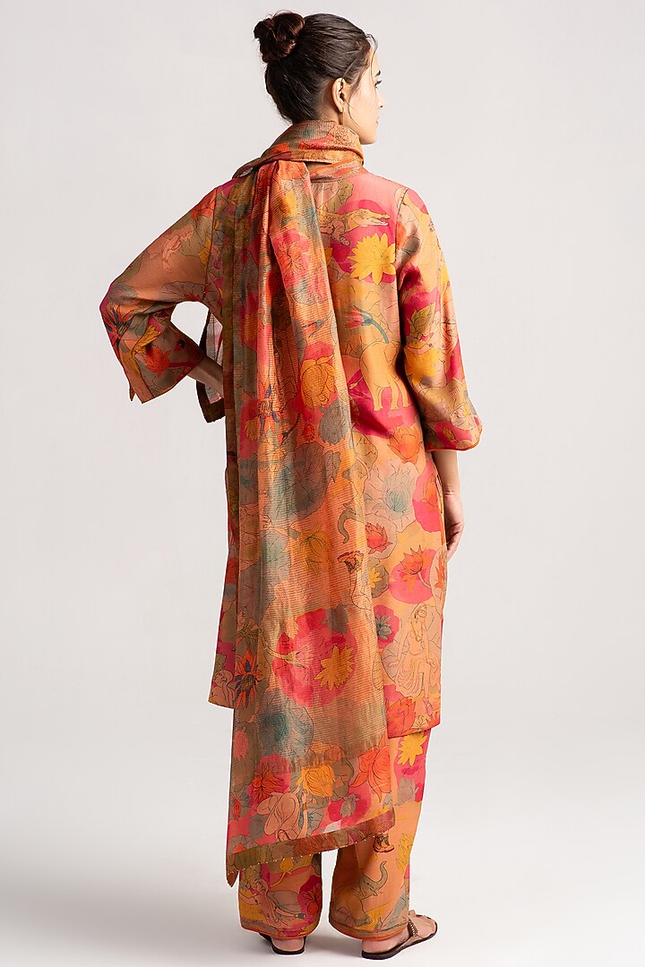 Grapefruit Chanderi Dupatta by SUKETDHIR at Pernia's Pop Up Shop