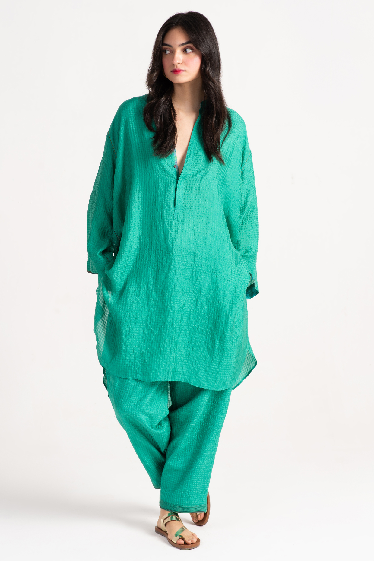 Aqua Silk Check Kurta by SUKETDHIR at Pernia's Pop Up Shop