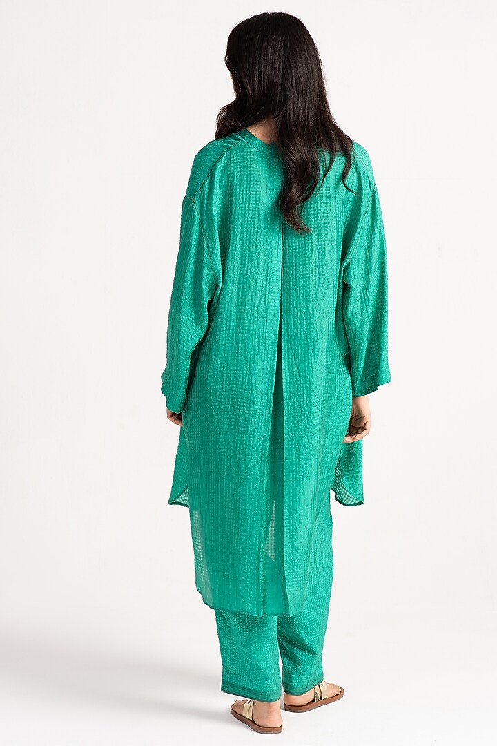 Aqua Silk Check Kurta by SUKETDHIR at Pernia's Pop Up Shop