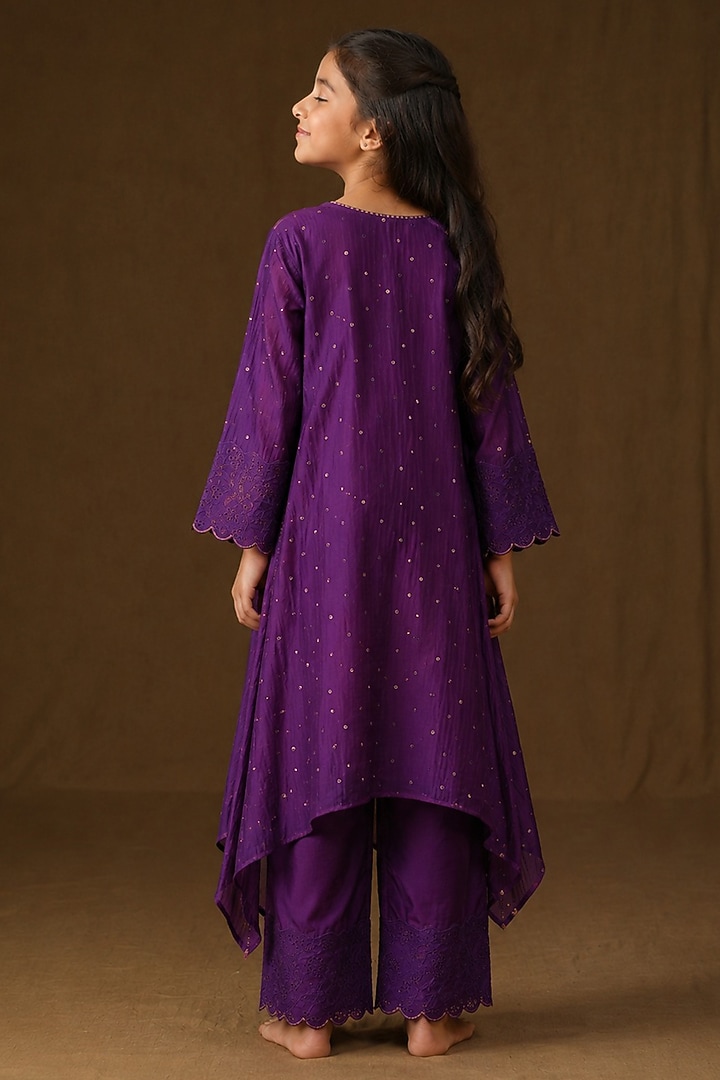 Purple Mul Chanderi Hand Embroidered A-Line Kurta Set For Girls by Arpita Sulakshana Kids at Pernia's Pop Up Shop