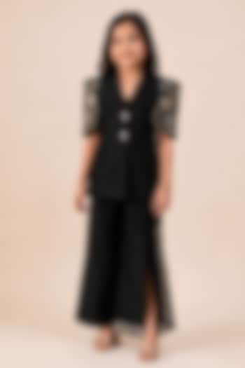 Black Summer Silk Resham Embroidered Co-Ord Set For Girls by Arpita Sulakshana Kids at Pernia's Pop Up Shop