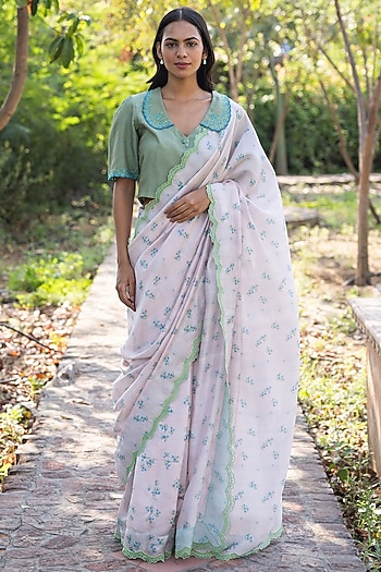 Pink Handwoven Organza Mulberry Silk Floral Hand Painted Party Wear Saree by Surmaye  at Pernia's Pop Up Shop