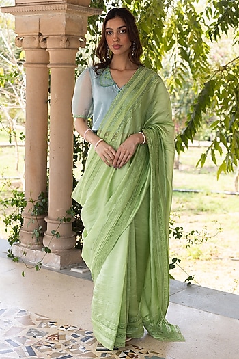 Green Handwoven Organza Mulberry Silk Embroidered Wedding Saree by Surmaye  at Pernia's Pop Up Shop