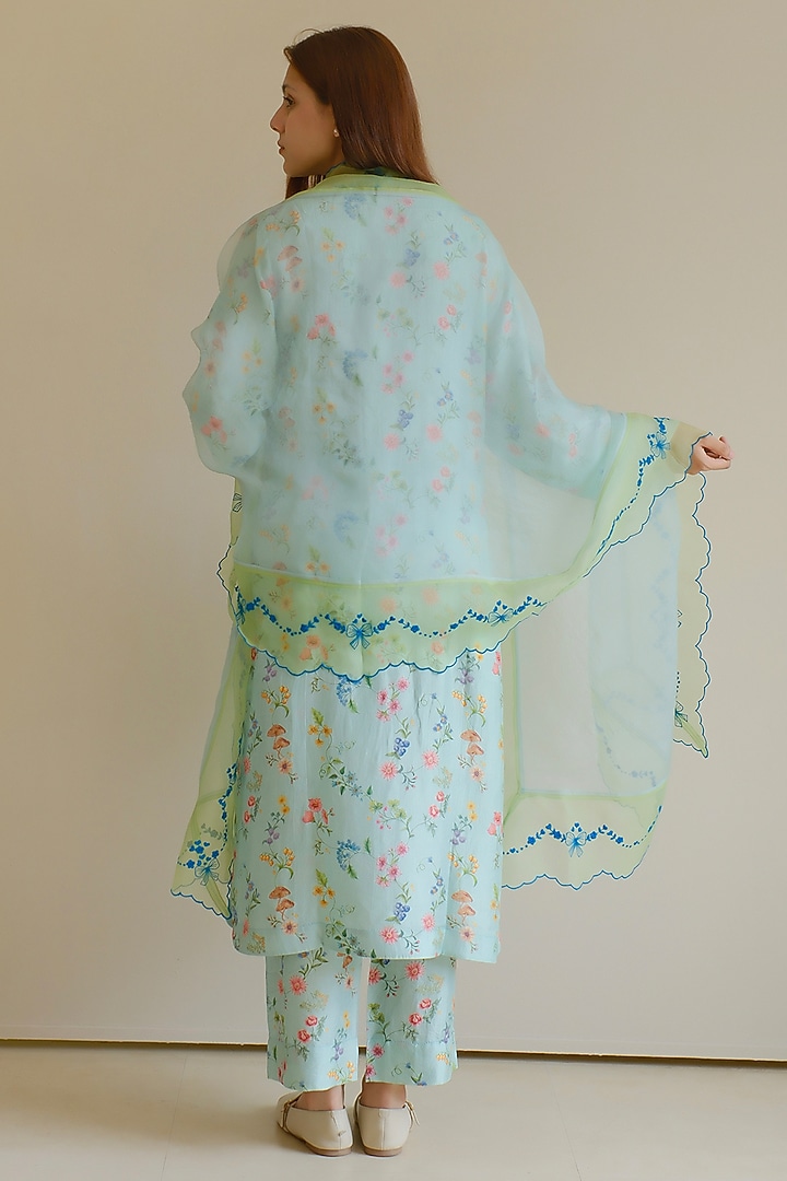 Blue Handspun Malda Silk Hand Painted Kurta Set by Surmaye at Pernia's Pop Up Shop
