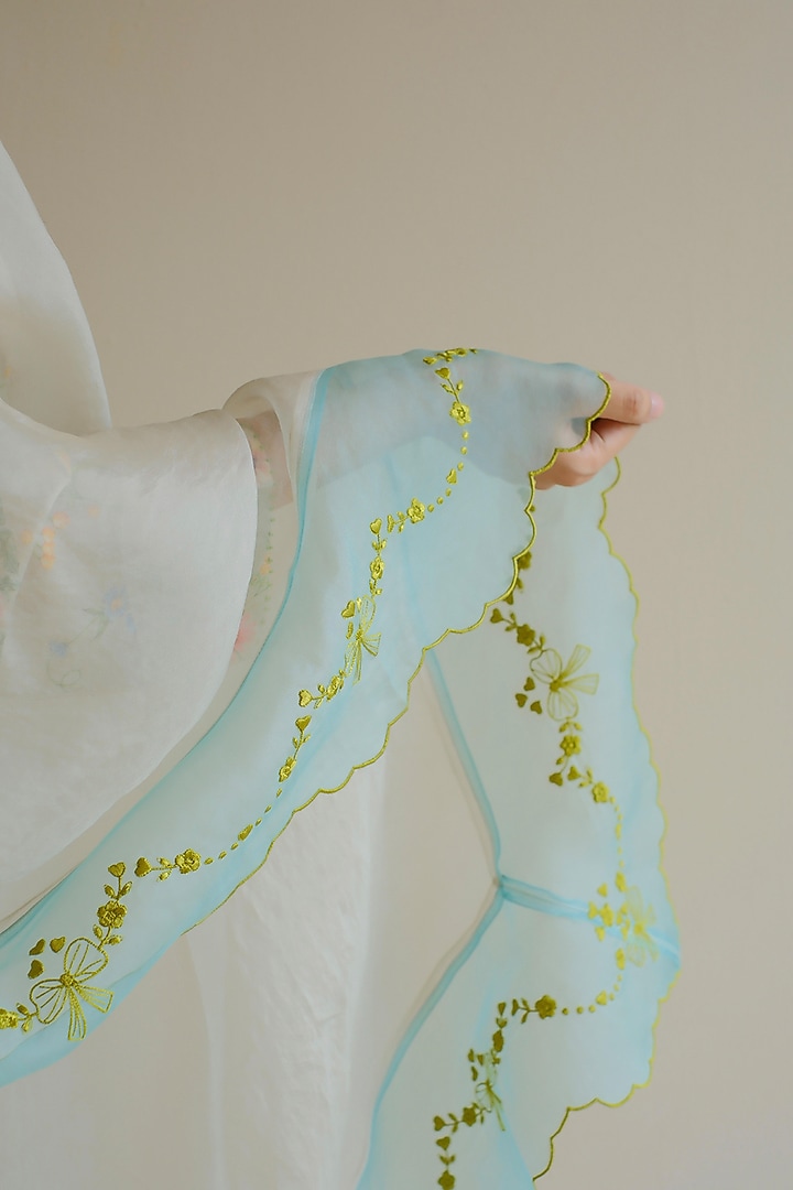 Beige & Blue Handwoven Organza Silk Floral Embroidered Dupatta by Surmaye at Pernia's Pop Up Shop