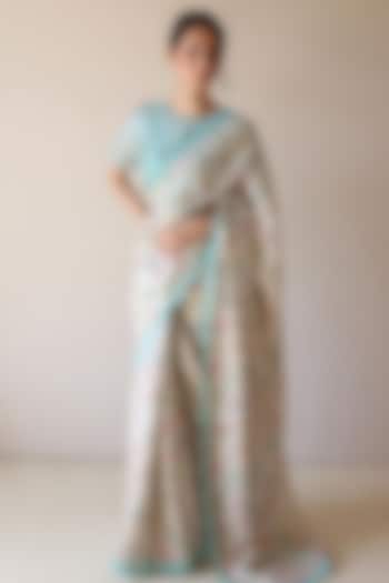 Beige Handwoven Organza Mulberry Silk Floral Hand Painted Party Wear Saree by Surmaye at Pernia's Pop Up Shop