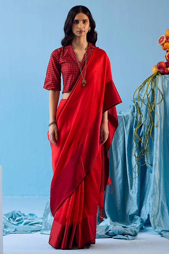 Scarlet Red Handwoven Silk Mesh Party Wear Saree by Surmaye at Pernia's Pop Up Shop