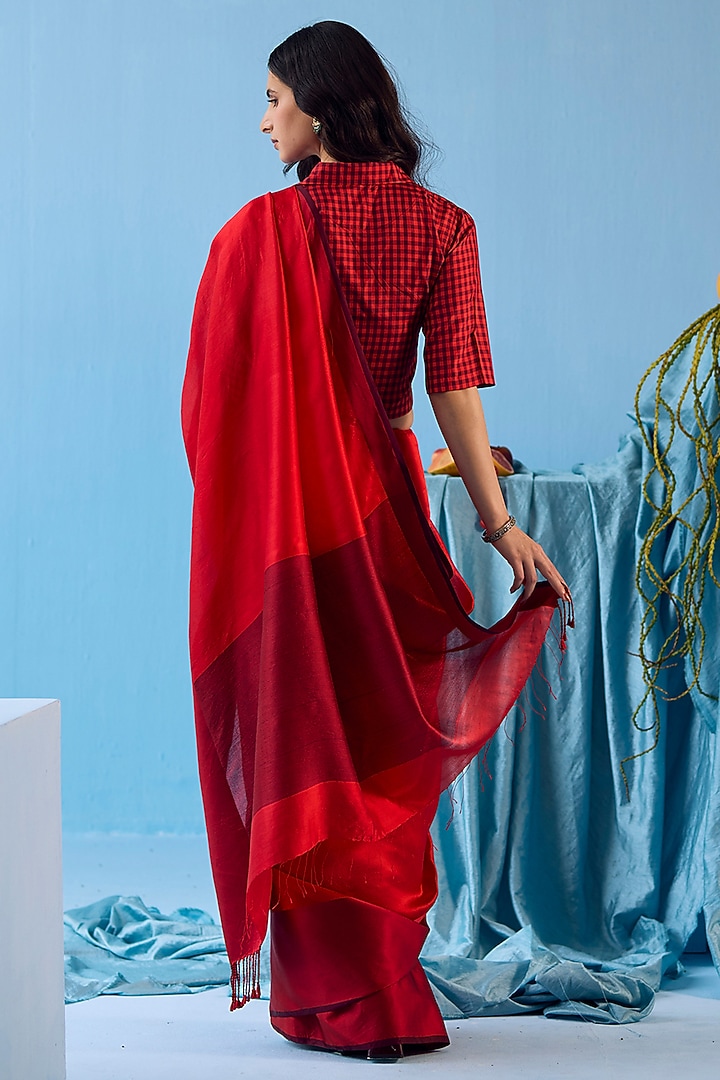 Scarlet Red Handwoven Silk Mesh Party Wear Saree by Surmaye at Pernia's Pop Up Shop