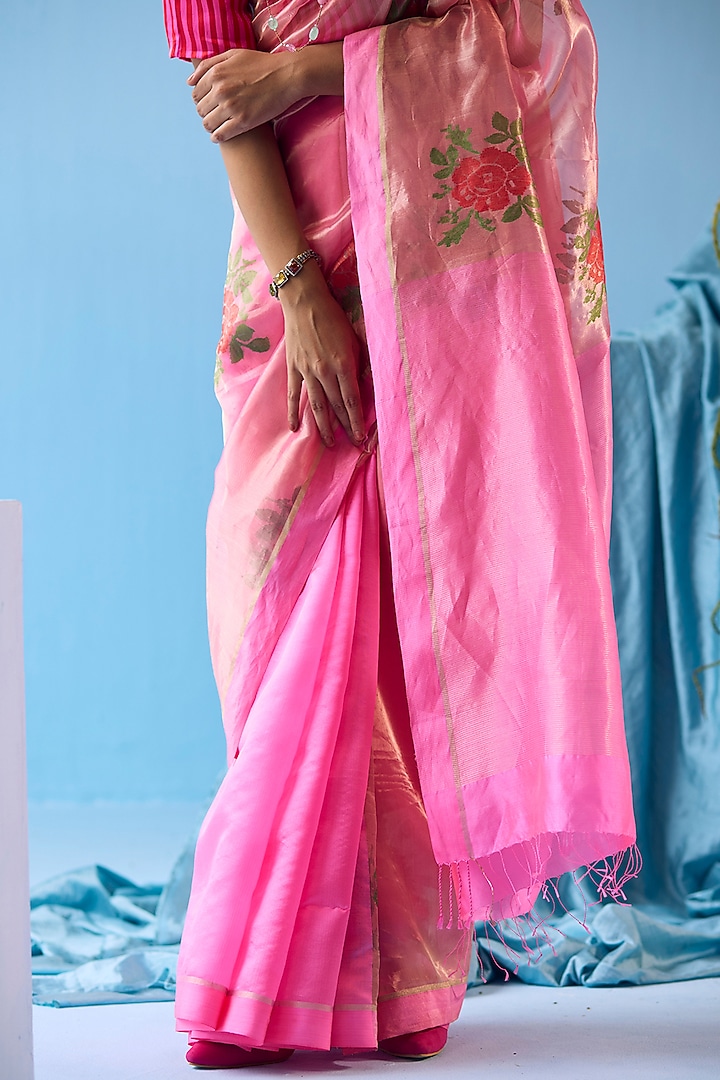 Pink Handwoven Organza Mulberry Silk Jamdani Motifs Wedding Saree by Surmaye at Pernia's Pop Up Shop