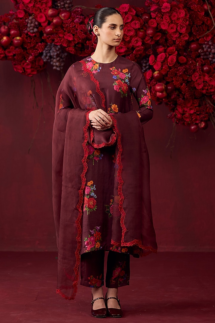 Burgundy Handwoven Mulberry Silk Floral Motif Printed Kurta Set by Surmaye at Pernia's Pop Up Shop