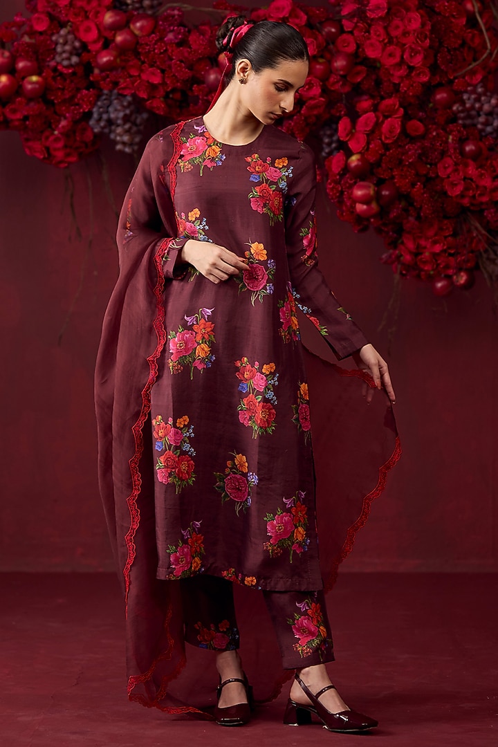 Burgundy Handwoven Mulberry Silk Floral Motif Printed Kurta Set by Surmaye at Pernia's Pop Up Shop