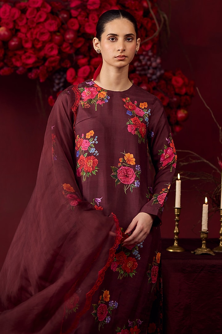 Burgundy Handwoven Mulberry Silk Floral Motif Printed Kurta Set by Surmaye at Pernia's Pop Up Shop
