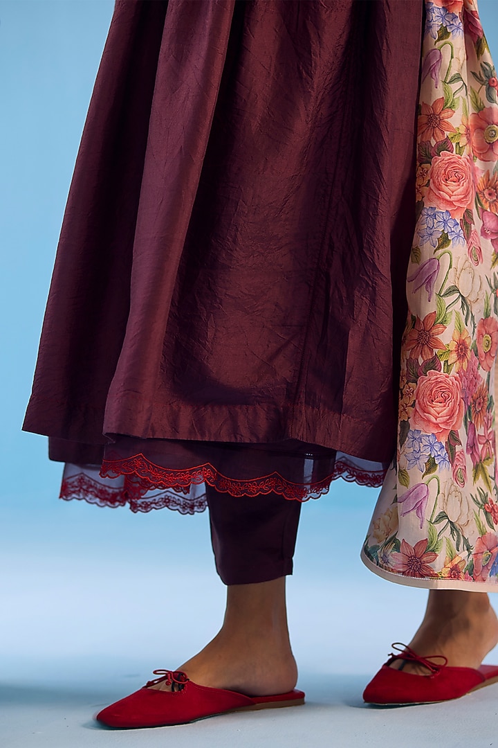 Burgundy Handwoven Mulberry Silk Embroidered Kurta Set by Surmaye at Pernia's Pop Up Shop