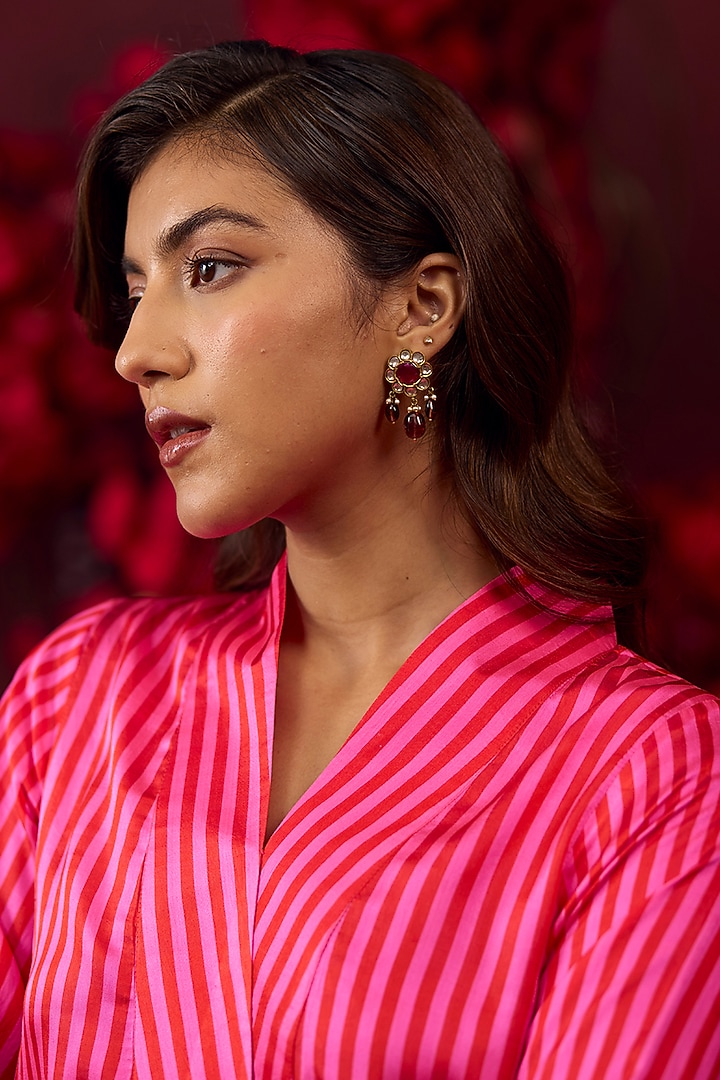 Pink Handwoven Mulberry Silk Satin Striped Kurta Set by Surmaye at Pernia's Pop Up Shop