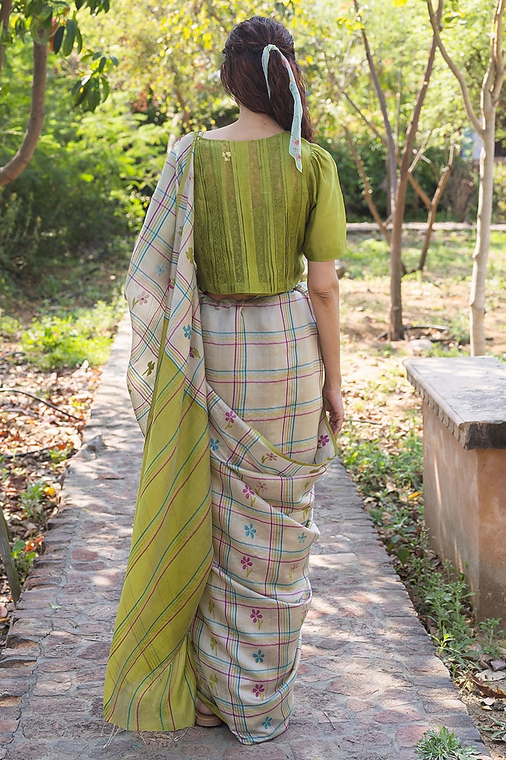 Beige Handwoven Organza Mulberry Silk Wedding Saree by Surmaye at Pernia's Pop Up Shop