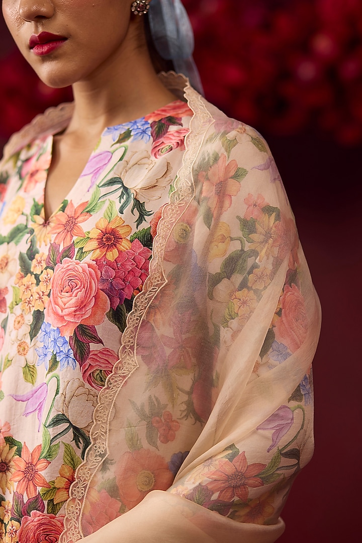 Beige Handwoven Organza Silk Floral Cutwork Dupatta by Surmaye at Pernia's Pop Up Shop