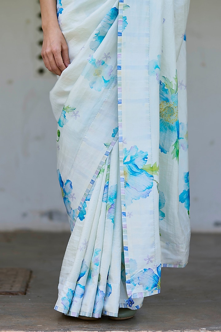 Ivory Handwoven Mulberry Silk Floral Printed Party Wear Saree by Surmaye at Pernia's Pop Up Shop